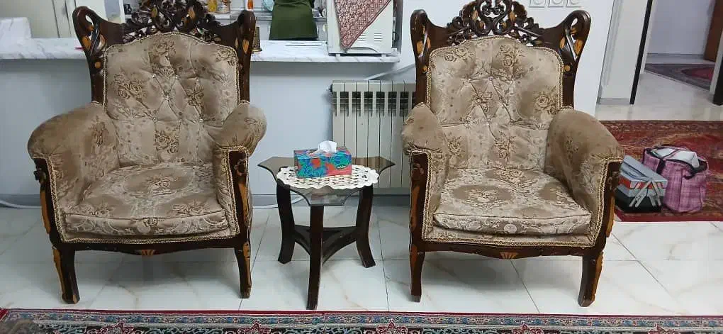 مبل سلطنتی ۹ نفره|مبلمان خانگی و میز عسلی|رشت, شهریاران|دیوار