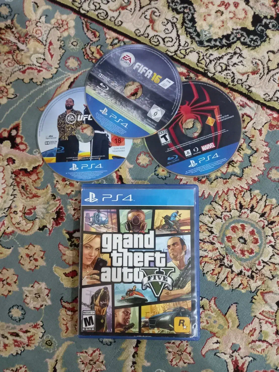 دیسک جی تی ای وی با نقشه و چندتا بازی دیگه|کنسول، بازی ویدئویی و آنلاین|بانه, |دیوار