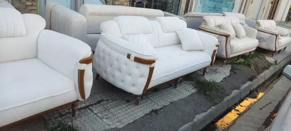 مبل راحتی وسلطنتی با اقساط 15ماهه|مبلمان خانگی و میز عسلی|پارسآباد, |دیوار