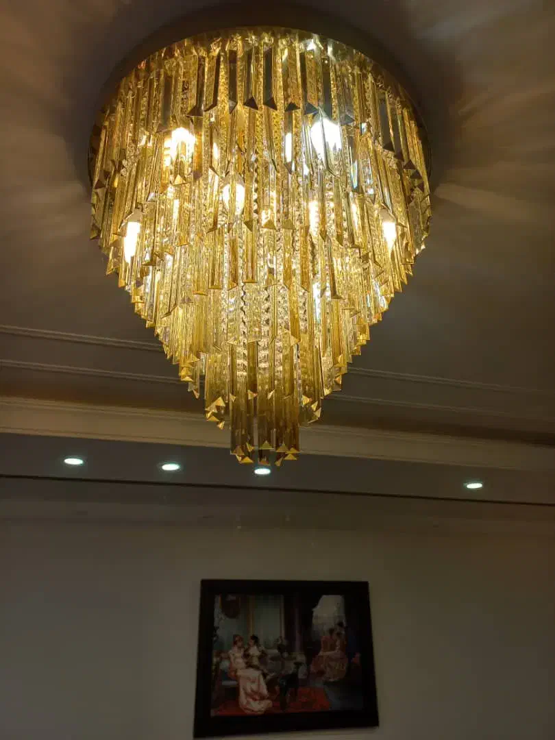 لوستر کریستالی در حد نو نو ۷ طبقه|لوستر و چراغ آویز|گلپایگان, |دیوار