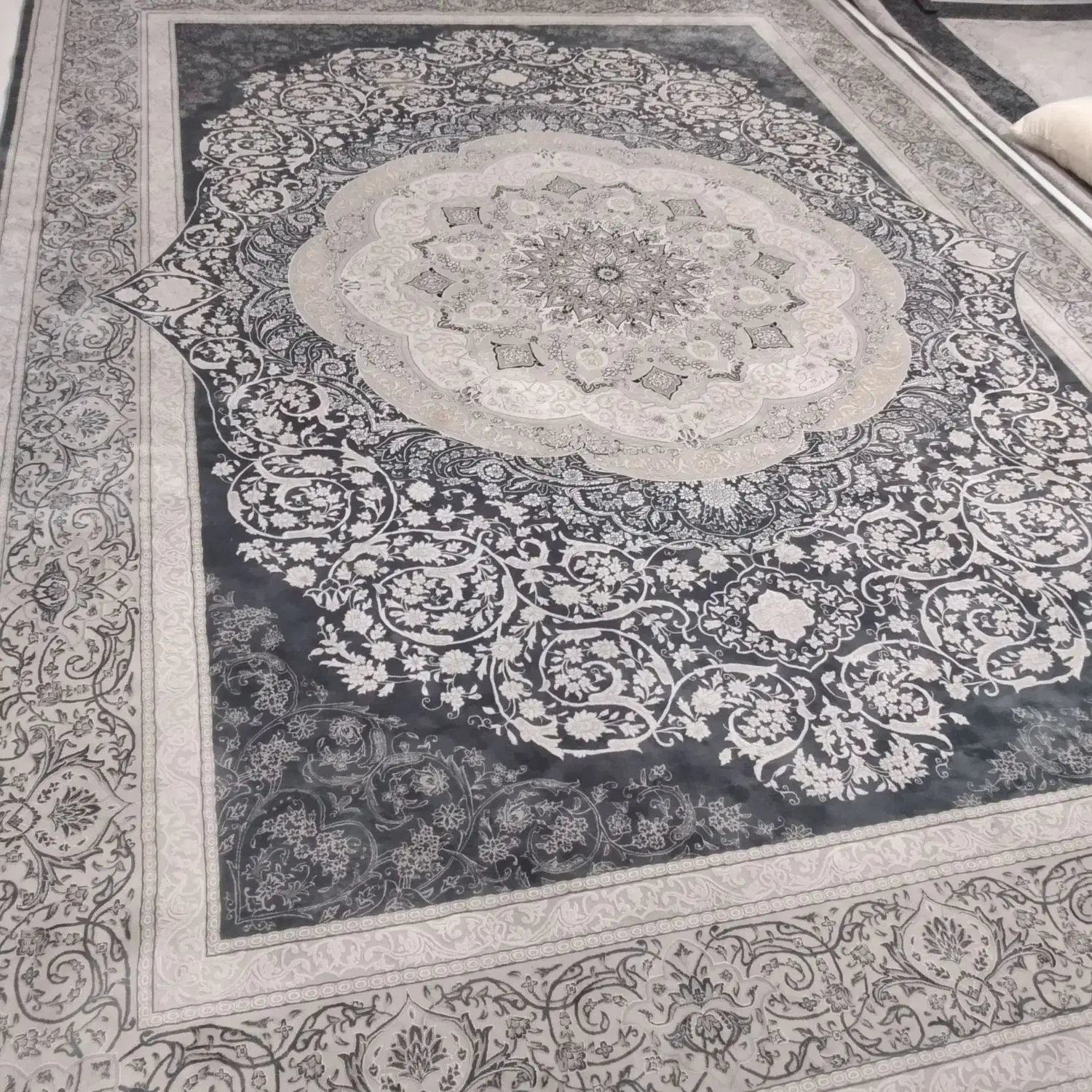 دو تخته  فرش 9متر و یک فرش 6متر 1200 شانه|فرش|تهران, شهرک گلها (تهرانسر)|دیوار