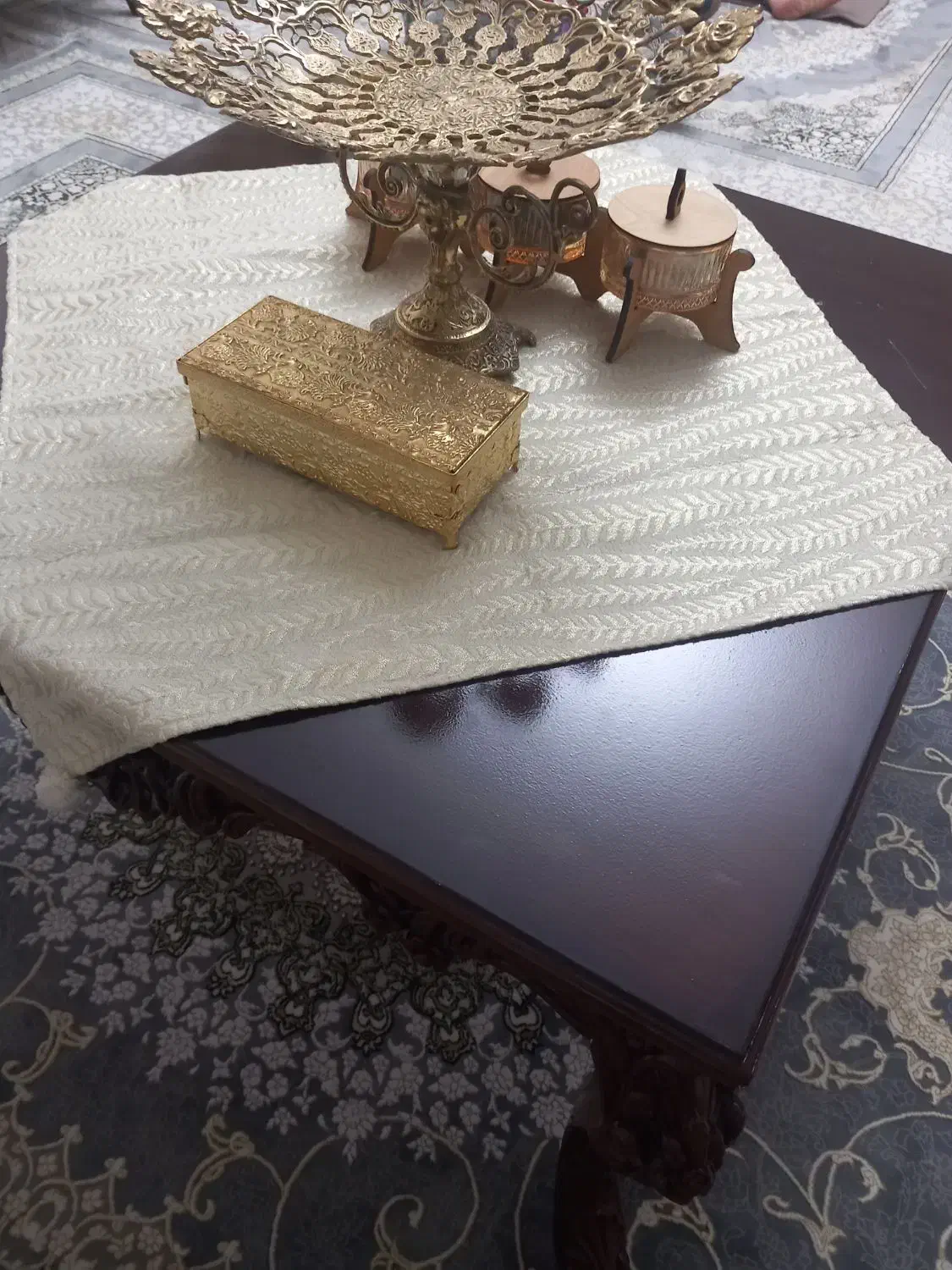 یک سرویس مبل سلطنتی ۹نفره نو|مبلمان خانگی و میز عسلی|اندیشه, اندیشه فاز ۱|دیوار