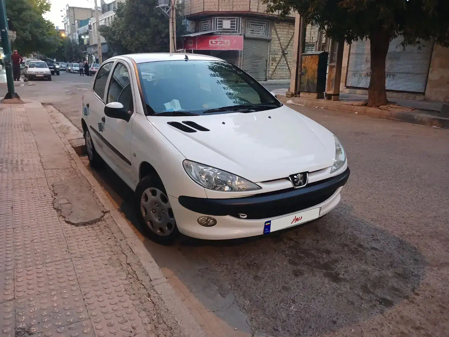 پژو ۲۰۶ تیپ ۲درحد صفر|خودرو سواری و وانت|اسلامآباد غرب, |دیوار