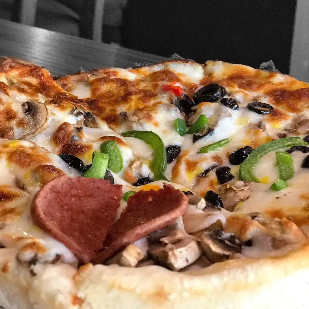 کافه فست فود پیتزا (موقعیت عالی برای کسب و کار)|اجارهٔ مغازه و غرفه|ایذه, |دیوار