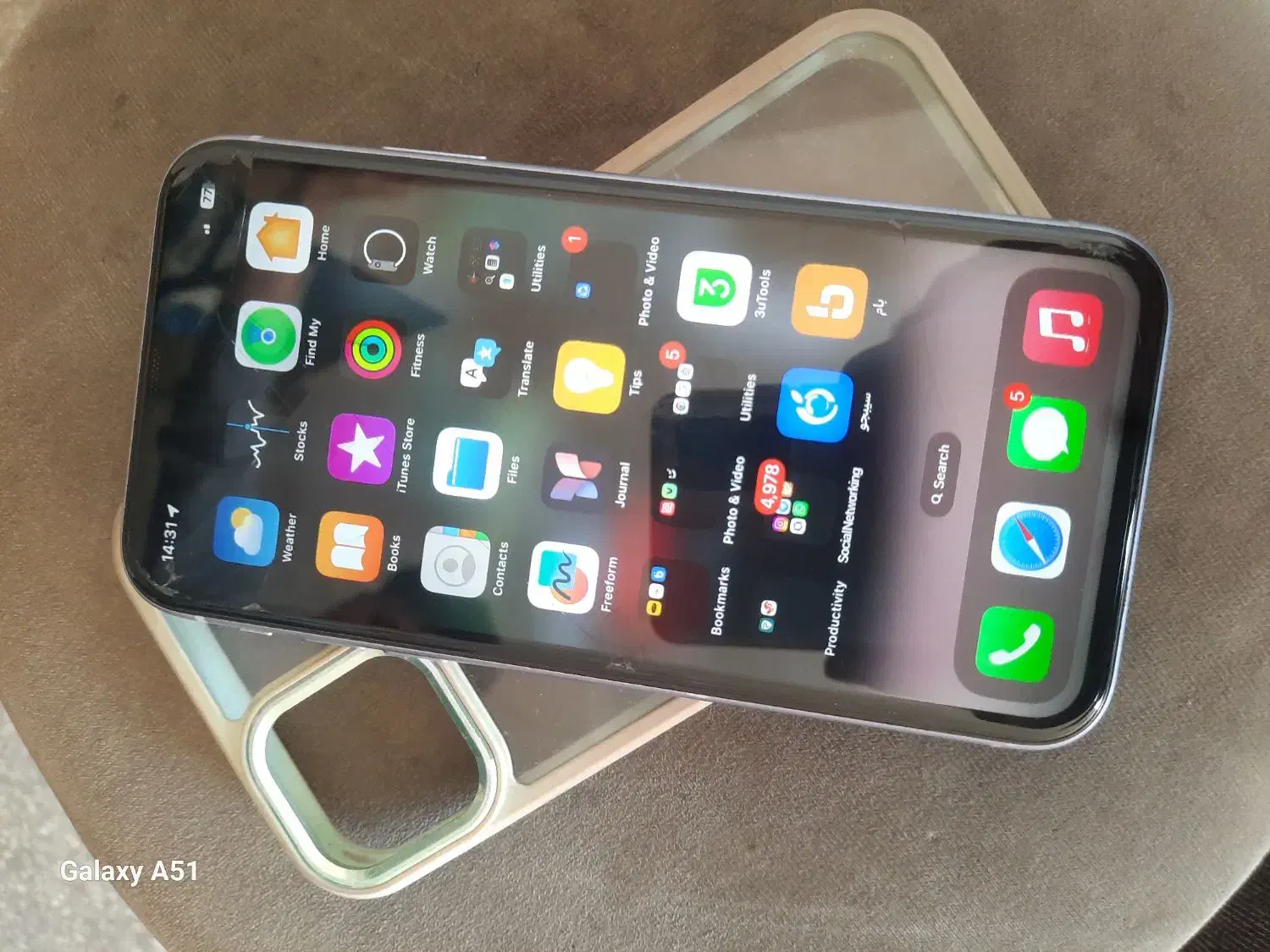 آیفون ۱۱ نرمال|موبایل|کاشان, باغ ماجد|دیوار