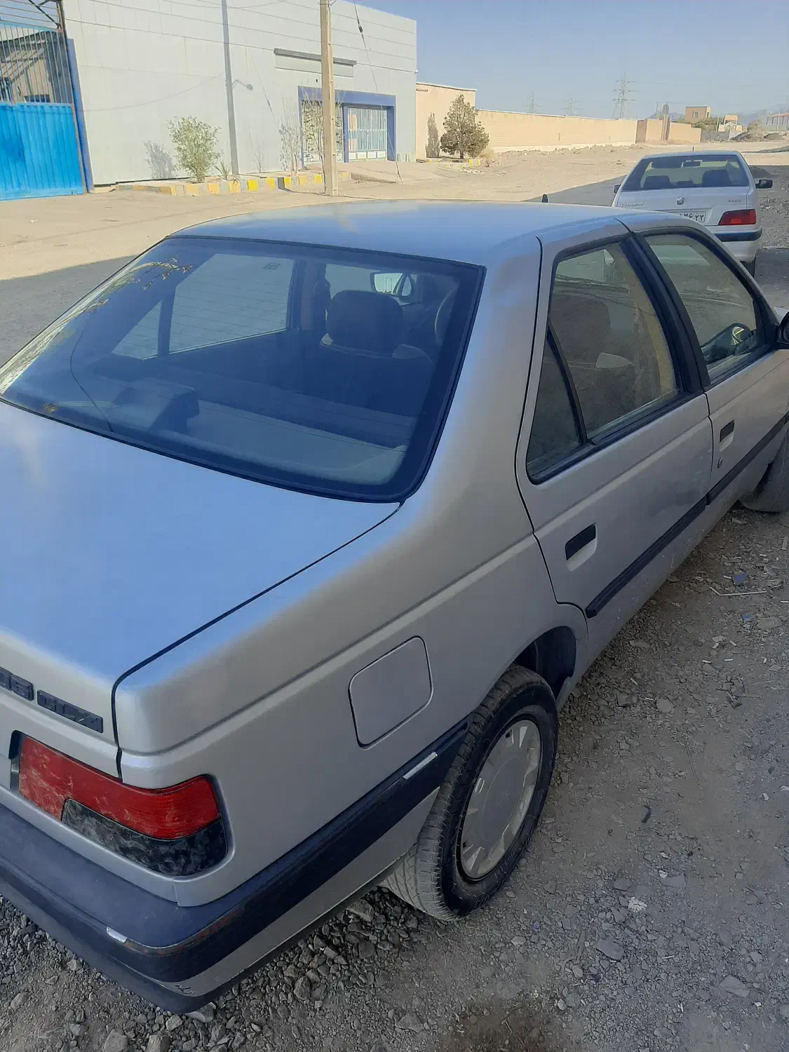 پژو ۴۰۵|خودرو سواری و وانت|اردستان, |دیوار