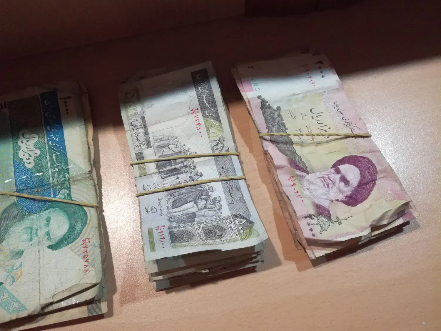 پولهای دهه ۸۰|کلکسیون سکه، تمبر، اسکناس|کرج, گلشهر|دیوار