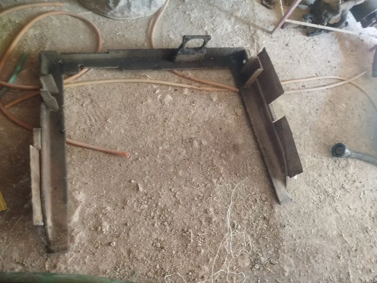 جک کمپرس  نیسان|قطعات یدکی و لوازم جانبی|بروجرد, |دیوار