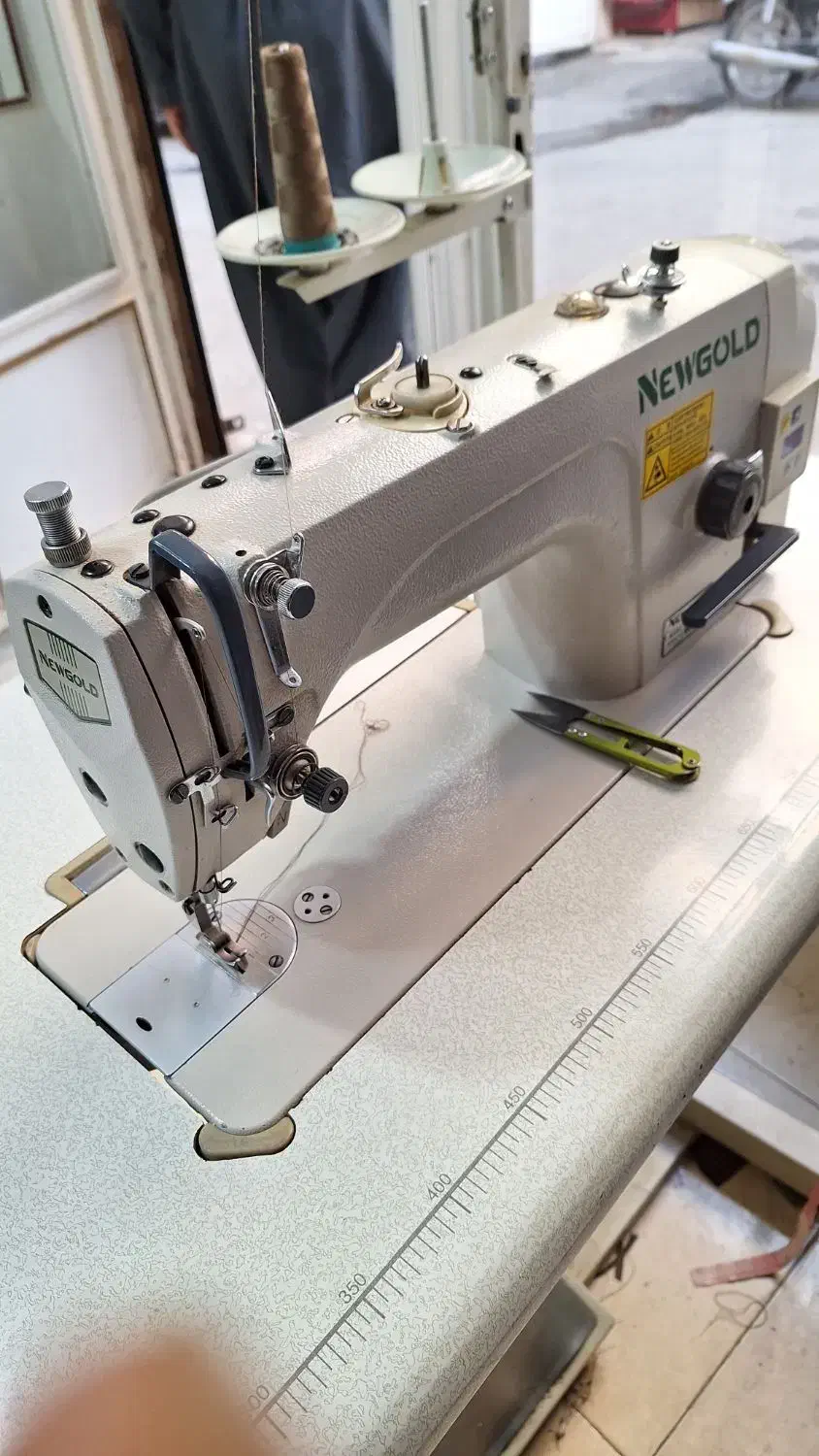 چرخ خیاطی دینام سرخود|چرخ خیاطی و ریسندگی|مهاباد (آذربایجان غربی), |دیوار