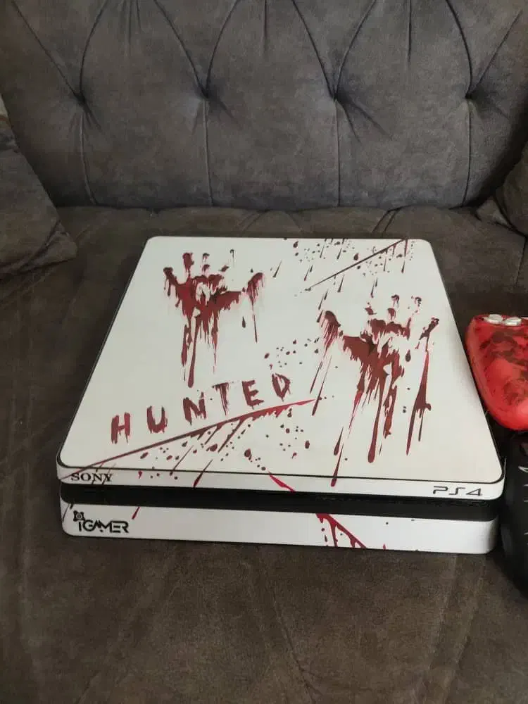 Ps4 slim|کنسول، بازی ویدئویی و آنلاین|ری, شهادت|دیوار