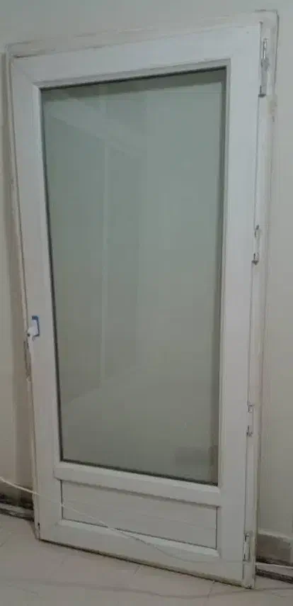 فروش درب UPVC وشیشه های دوجداره به همراه چهارچوب|مصالح و تجهیزات ساختمان|چهارباغ, |دیوار