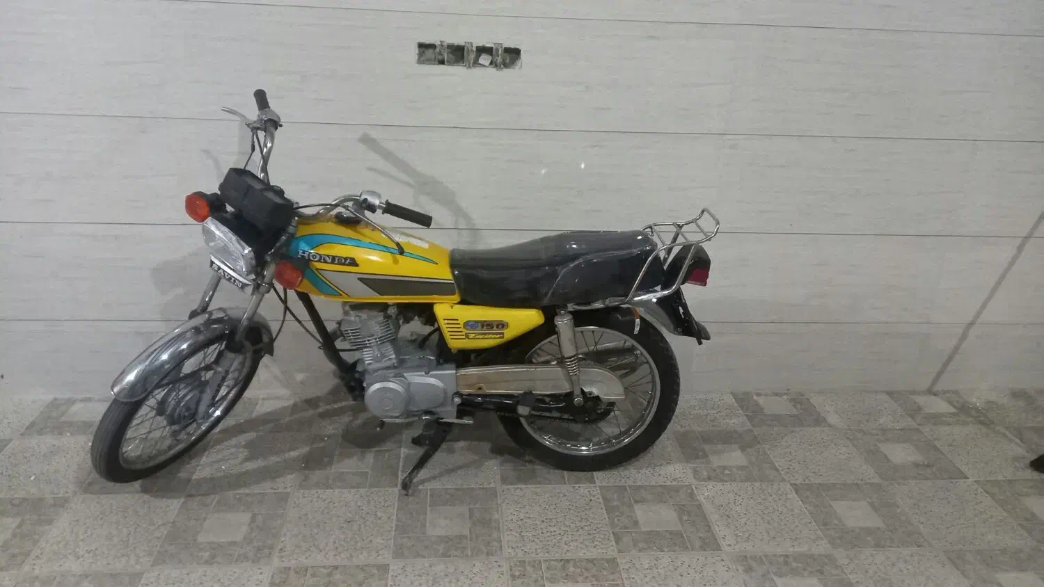 موتورسیکلت ۱۲۵ پلاک ملی|موتورسیکلت|خرم‌آباد, |دیوار