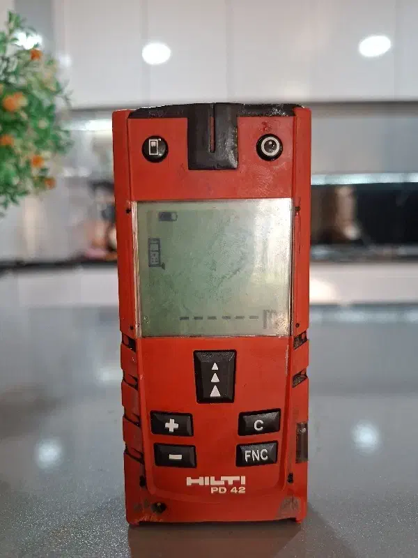 متر لیزری بدون ایراد|مصالح و تجهیزات ساختمان|خوی, |دیوار