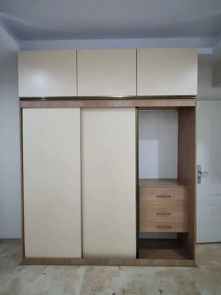 کمددیواری ریلی قابل حمل|جاکفشی، کمد، دراور|تهران, مسعودیه|دیوار