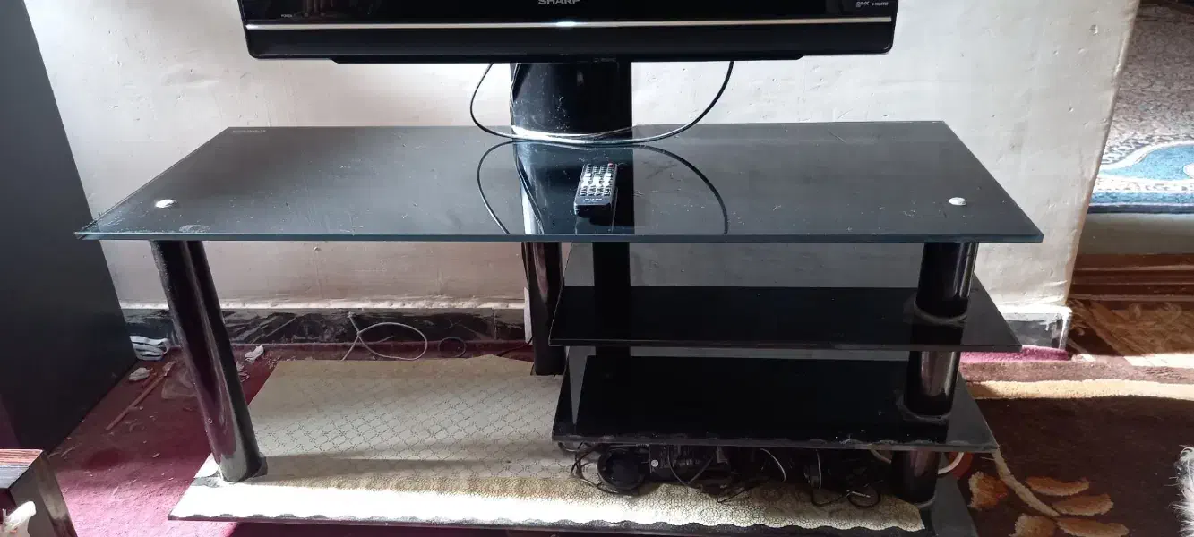 ال سی دی ومیز|تلویزیون و پروژکتور|کرمان, |دیوار