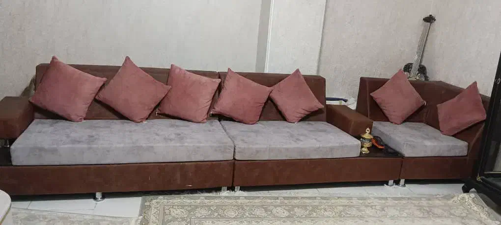 مبل ۷ نفره راحتی|مبلمان خانگی و میز عسلی|قرچک, میرزائی شمالی|دیوار