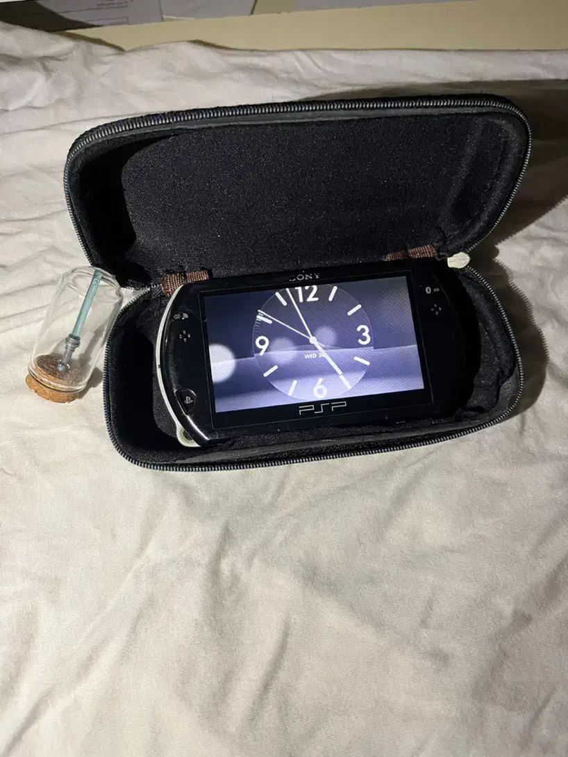 PSP go 16g|کنسول، بازی ویدئویی و آنلاین|بندرعباس, |دیوار