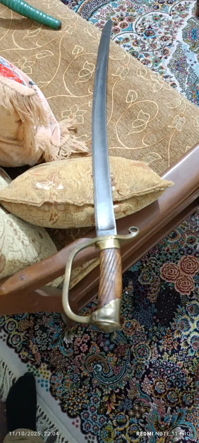 شمشیر عطیقه روسی فولاد خالص قدمت ۱۳۰سال|کلکسیون اشیاء عتیقه|تهران, آرژانتین|دیوار