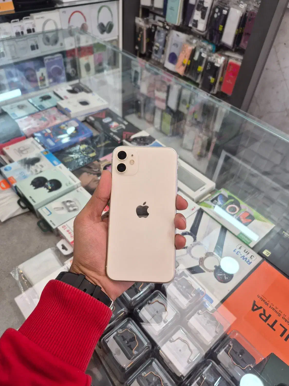 فروش  اندروید و ایفون  با طلا و چک صیادی|موبایل|مشهد, گلبرگ|دیوار