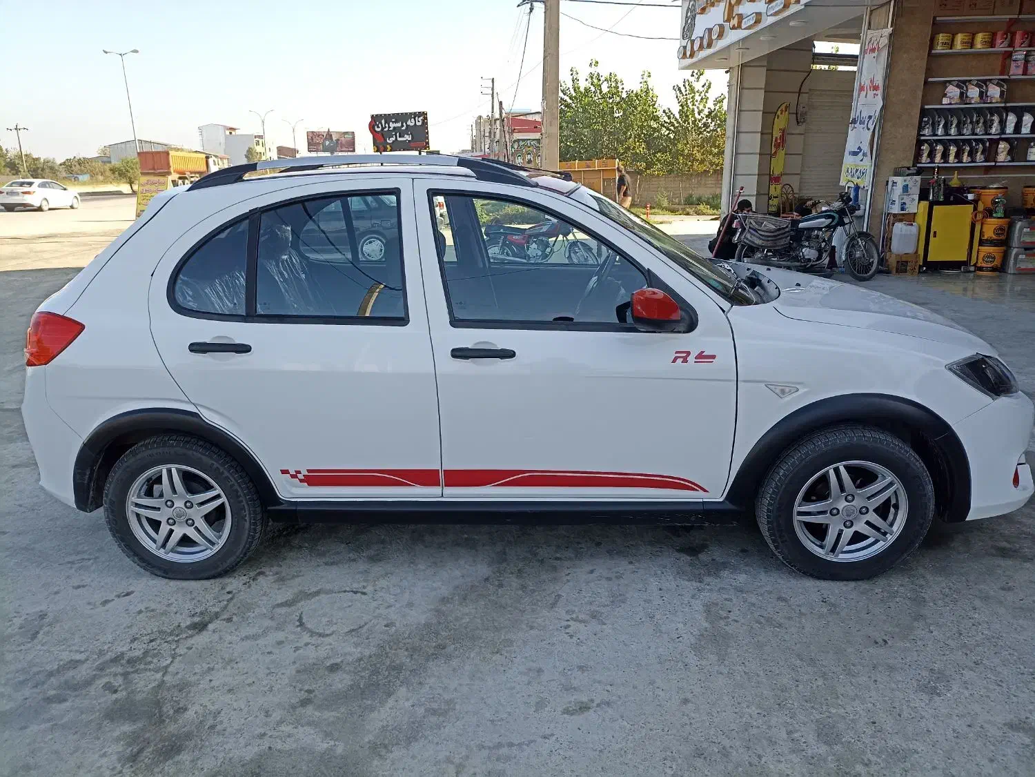 ماشین کوییکRمدل1401|خودرو سواری و وانت|گرگان, |دیوار