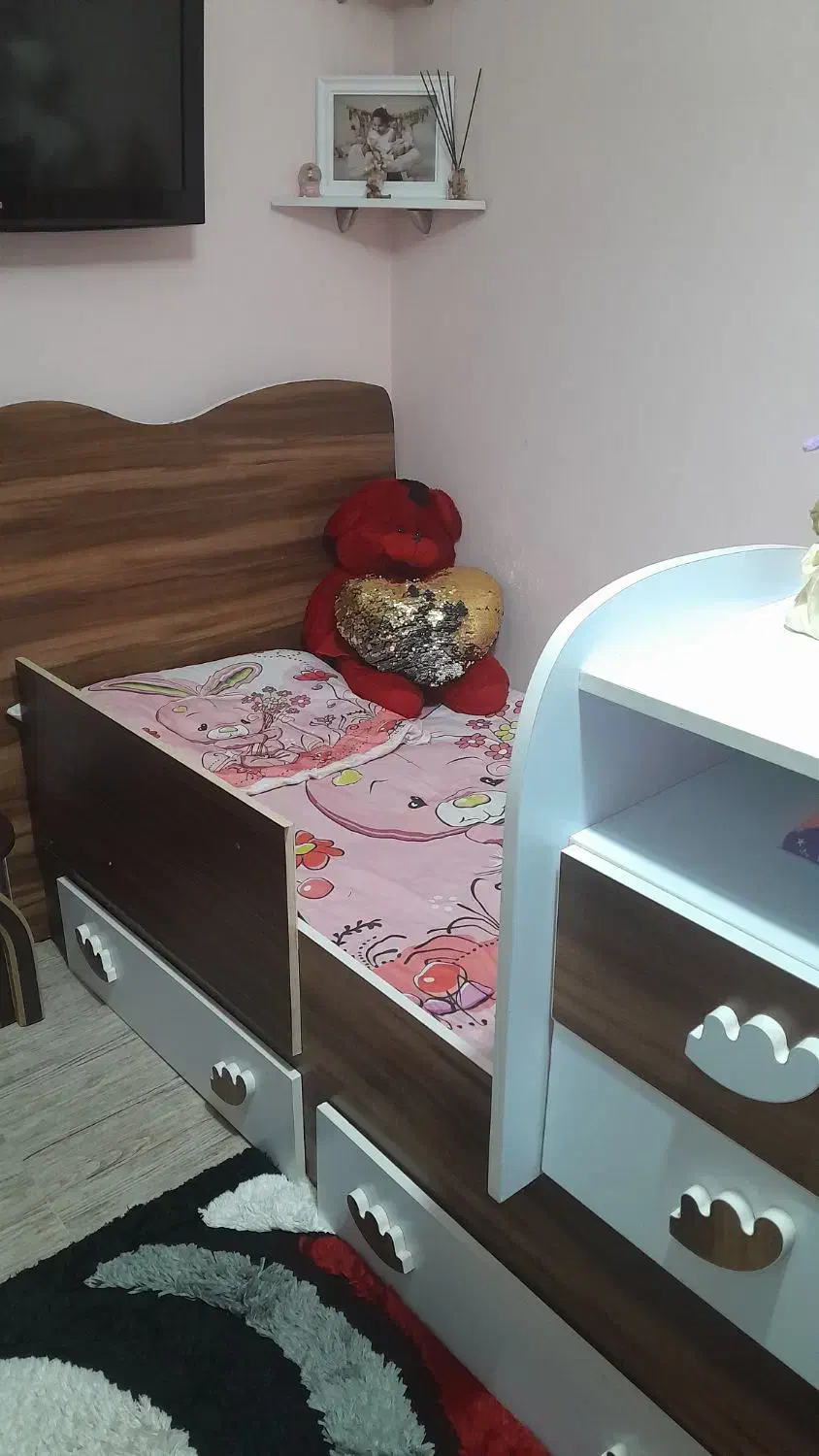 تخت کودک و نوجوان دو منظوره،بدونِ خوشخواب|تخت و سرویس خواب|بندر انزلی, شهرک خزر ویلا|دیوار