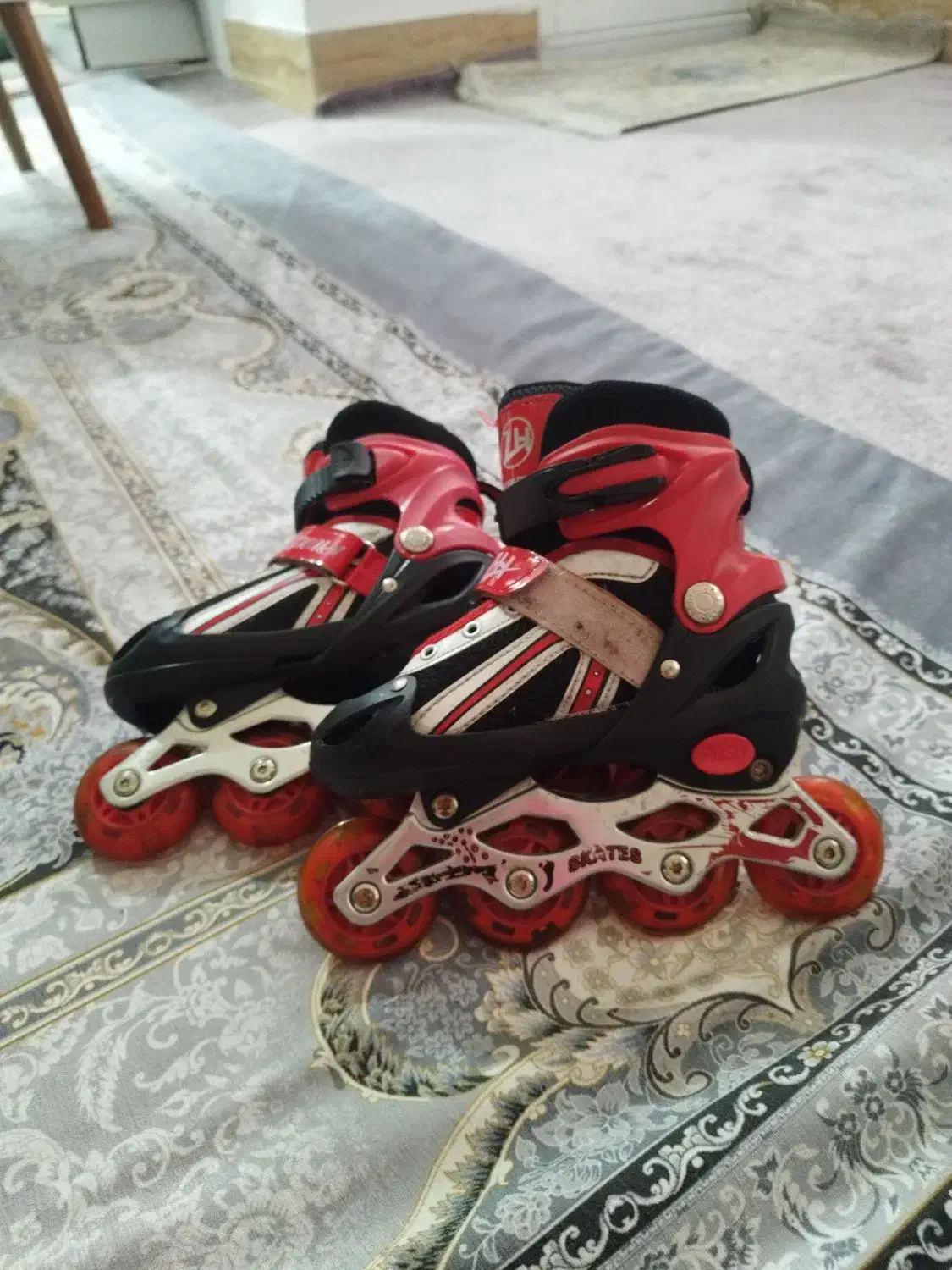 کفش اسکیت|دوچرخه، اسکیت، اسکوتر|مینودشت, |دیوار