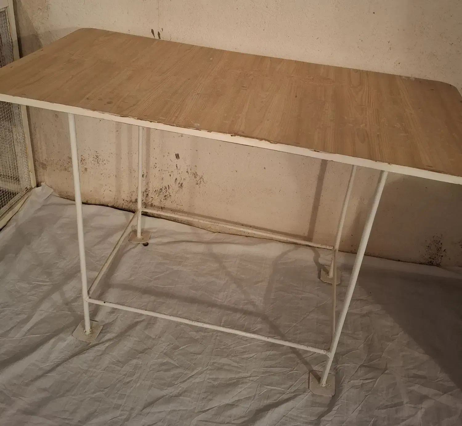 میز بزرگ|مبلمان خانگی و میز عسلی|ابهر, |دیوار