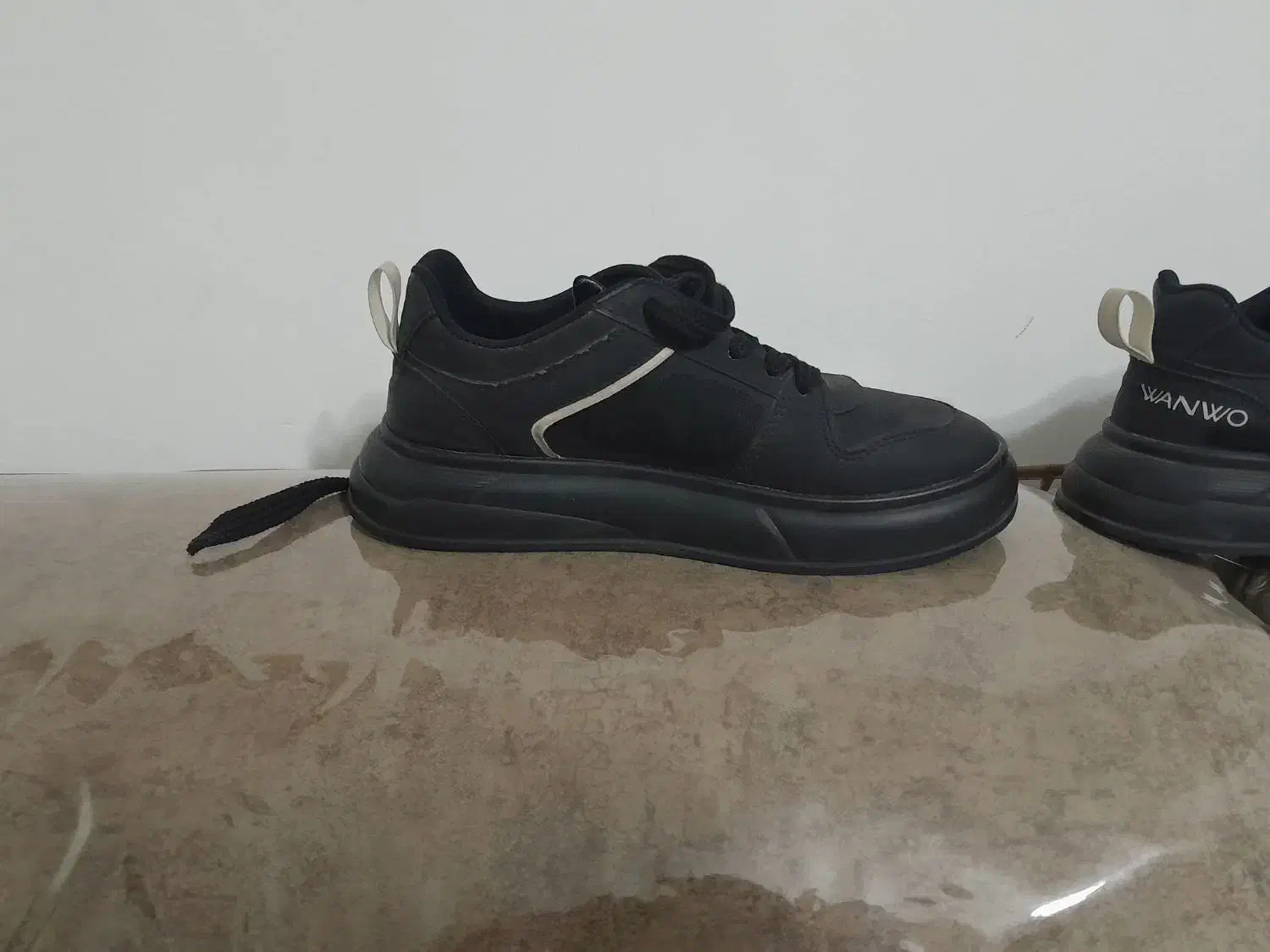 کفش|کیف، کفش، کمربند|شیراز, پودنک|دیوار