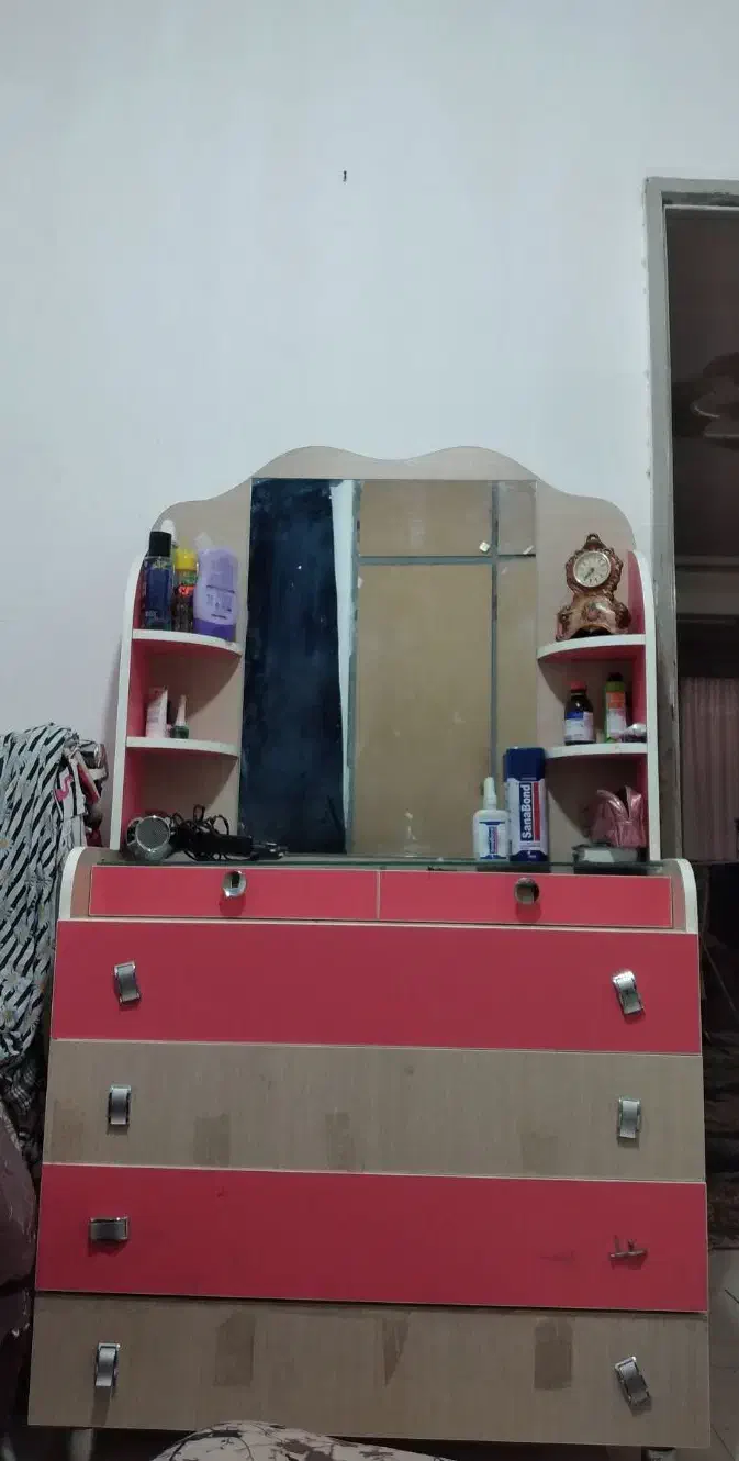 دراور آینه|اسباب و اثاث بچه|بومهن, |دیوار