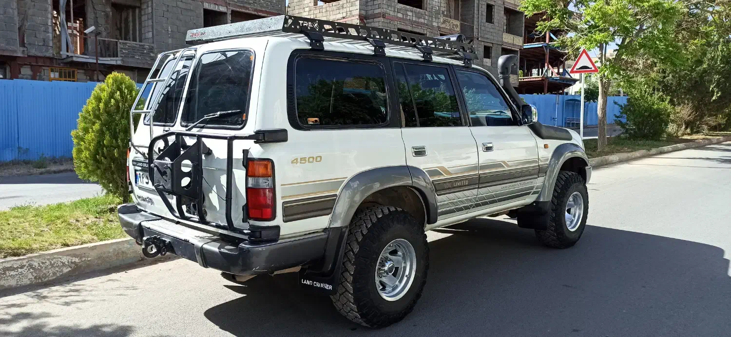 لندکروز مدل ۱۹۹۱|خودرو سواری و وانت|اصفهان, قلعه طبره|دیوار