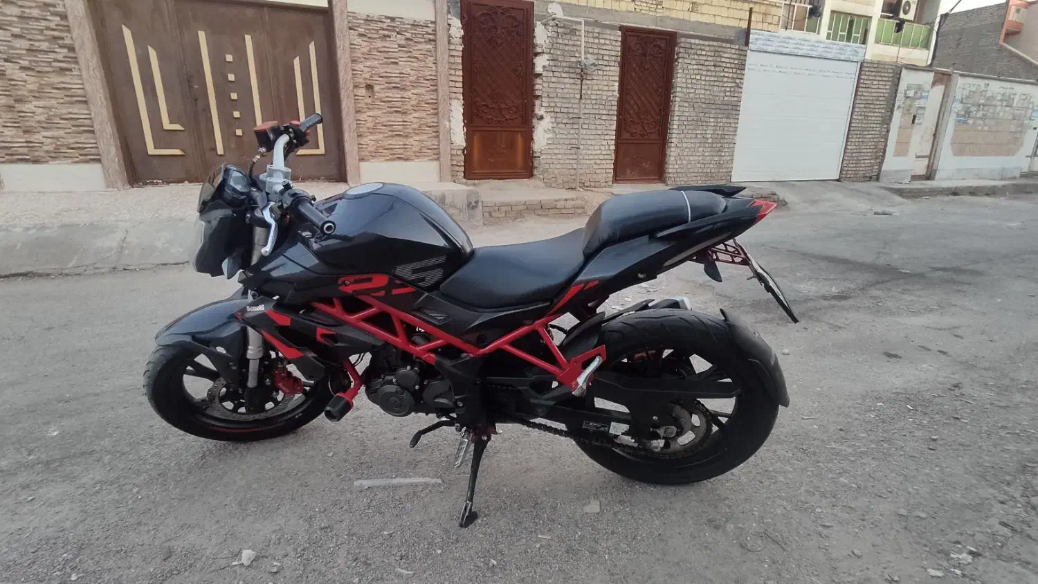 بنلی۲۵۰  مدل آخر۹۹|موتورسیکلت|اهواز, پردیس دو|دیوار