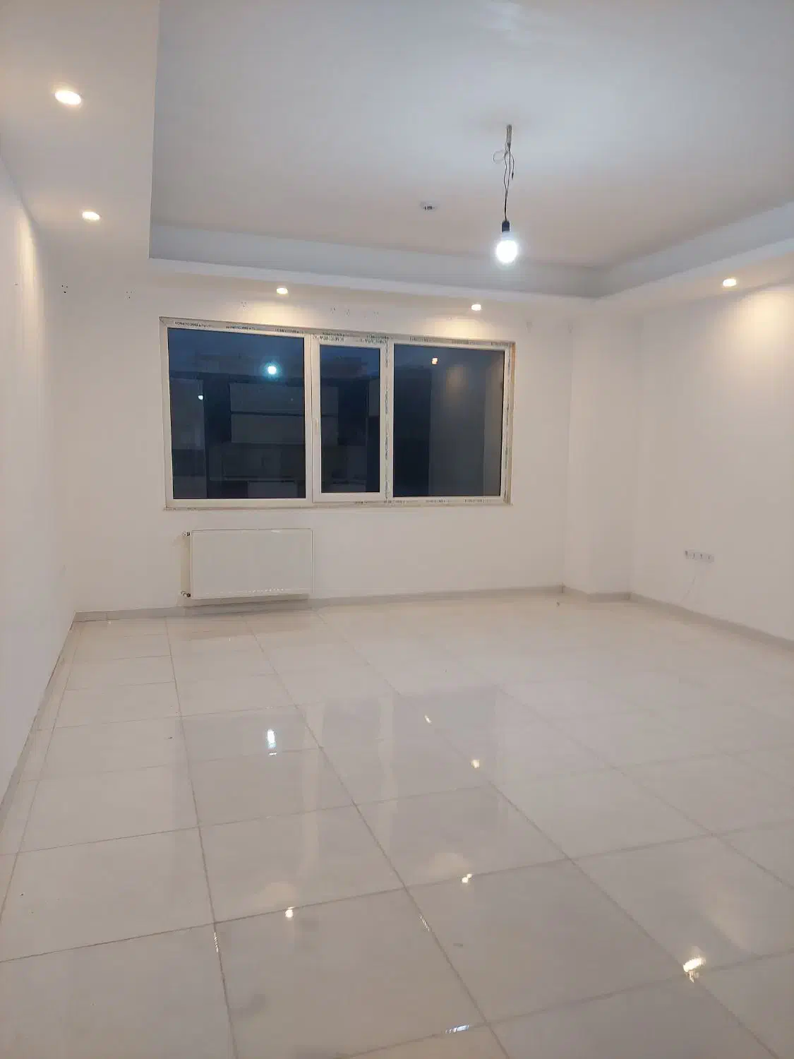 خیابان خرمشهر آپارتمان ۸۵ متر (نوساز)|اجارهٔ آپارتمان|لاهیجان, شهید آوینی|دیوار