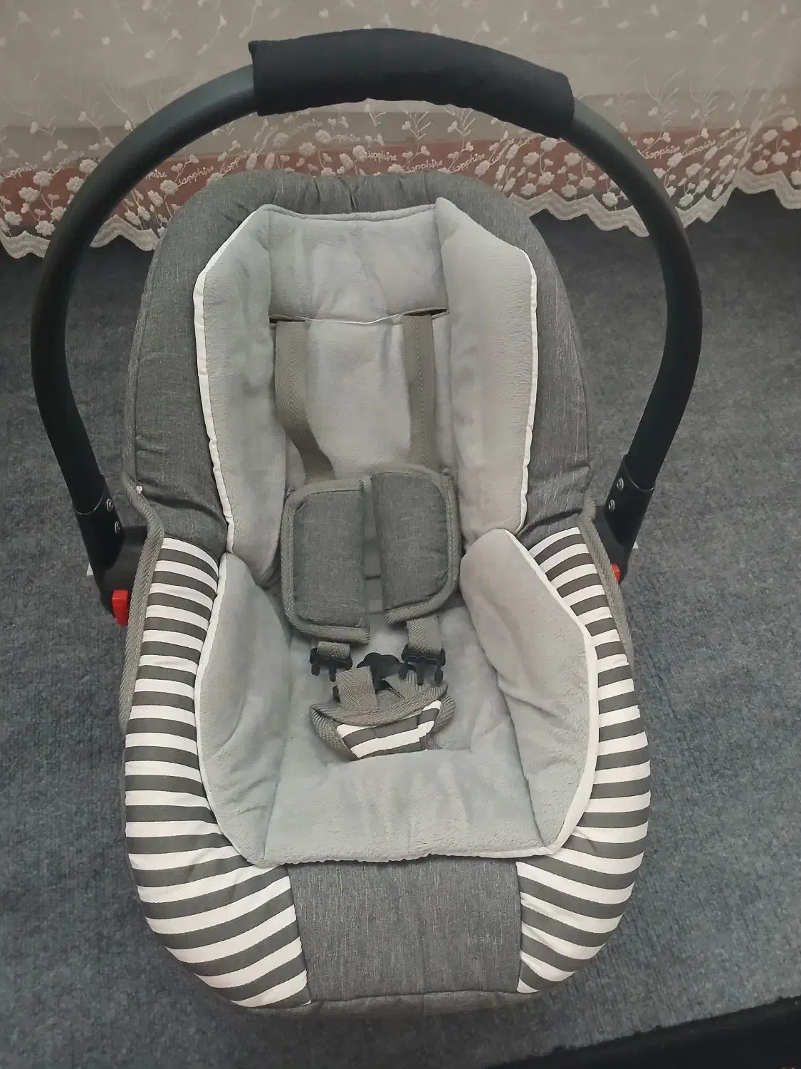 کریر کاملا سالم|کالسکه و لوازم جانبی|قم, ولیعصر|دیوار