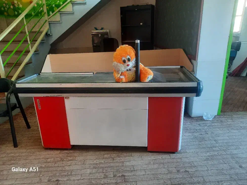 فروش قفسه.میز.ترازو|عمدهفروشی|شیراز, دشت چنار|دیوار