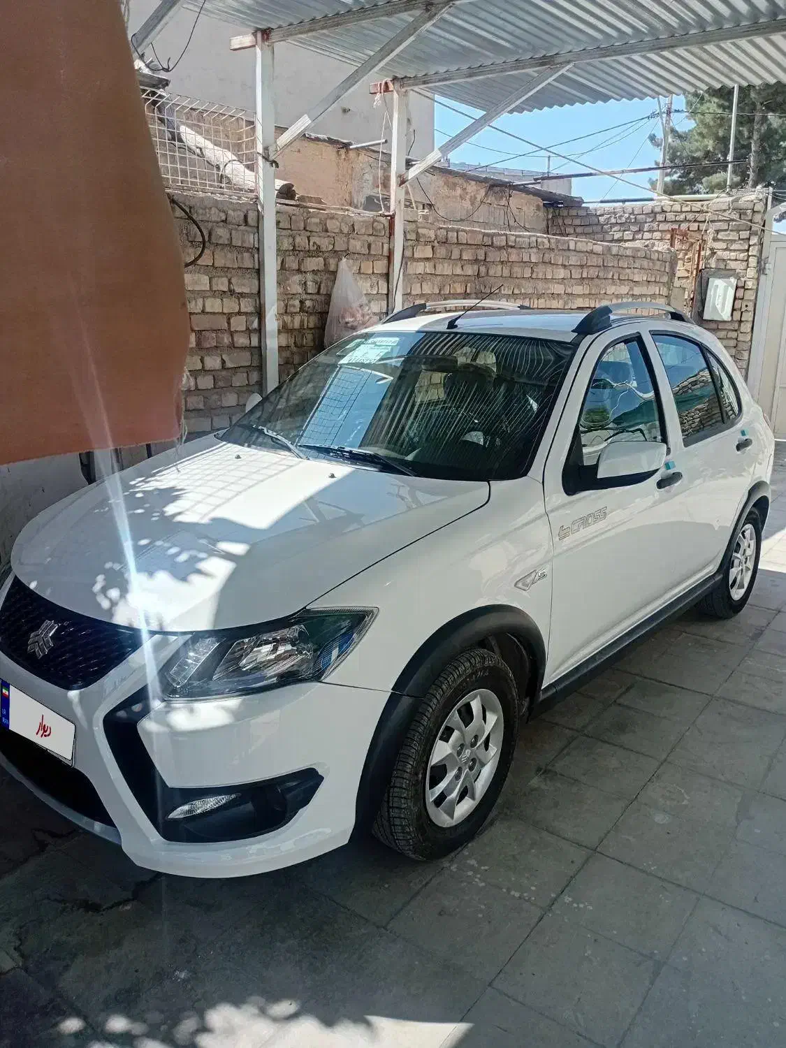 کوئیک اس ۱۴۰۲ سفید|خودرو سواری و وانت|فیروزآباد (فارس), |دیوار
