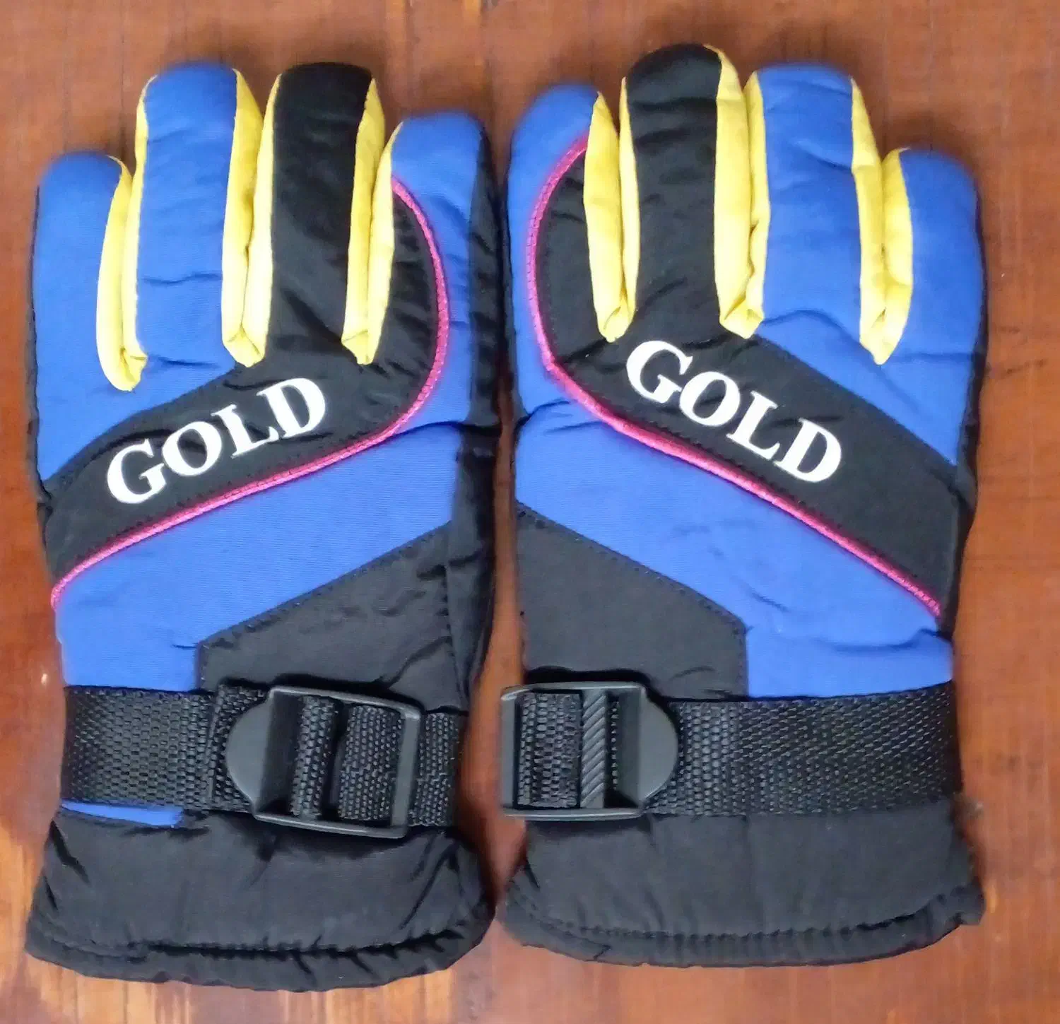 دستکش پسرانه زمستانی|کفش و لباس بچه|قم, حنیف نژاد|دیوار