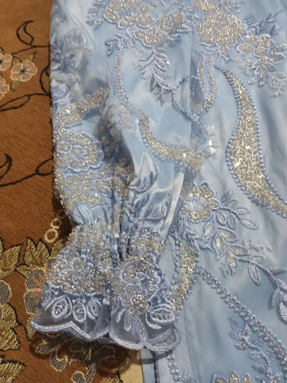 لباس سبک وزیبا|لباس|لردگان, |دیوار