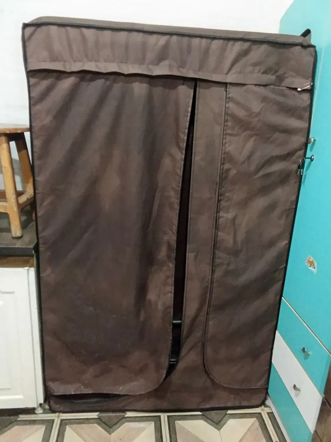 کمد برزنتی|جاکفشی، کمد، دراور|شیراز, کوزه گری|دیوار