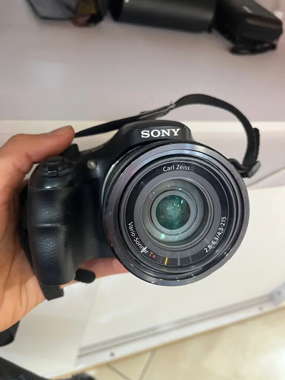 دوربین عکاسی SONY|دوربین عکاسی و فیلم‌برداری|کرج, کوی امامیه|دیوار