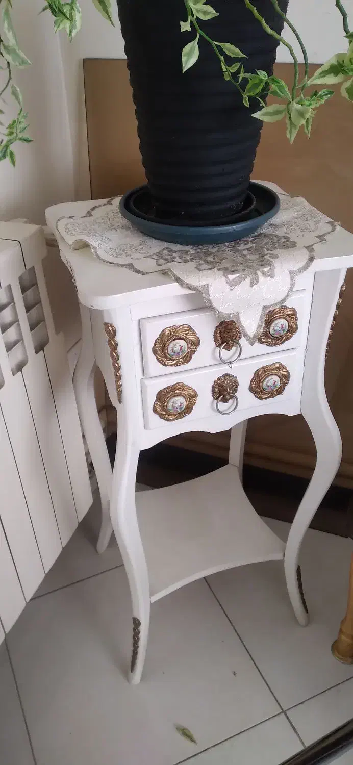 میز تلفن|میز تلفن|پردیس, فاز ۱|دیوار