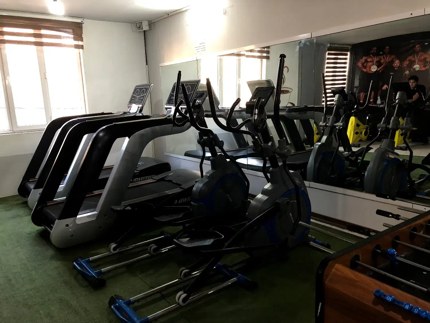 باشگاه بدنسازی جاروکش تجهیزات ورزشی|تجهیزات ورزشی|اسلامشهر, شهرک مفیدی|دیوار