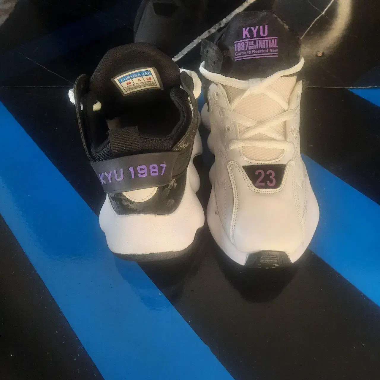 کتونی . کفش جردن ۲۳|کیف، کفش، کمربند|قائمشهر, |دیوار