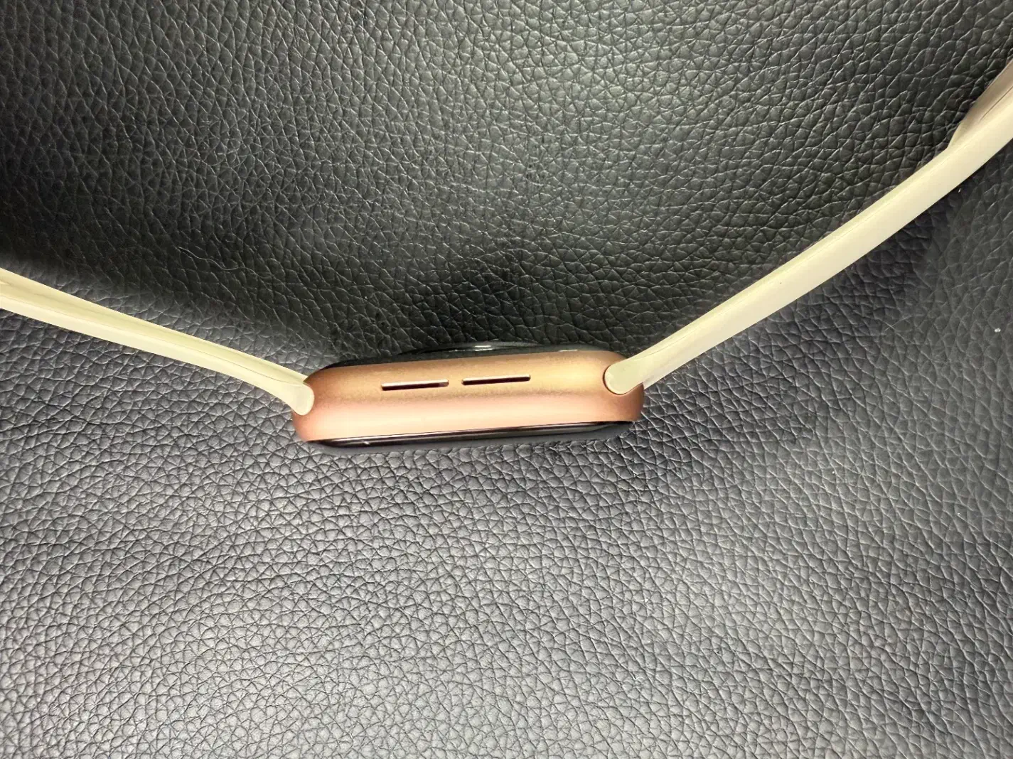 اپل سری se7|ساعت|رشت, منظریه|دیوار