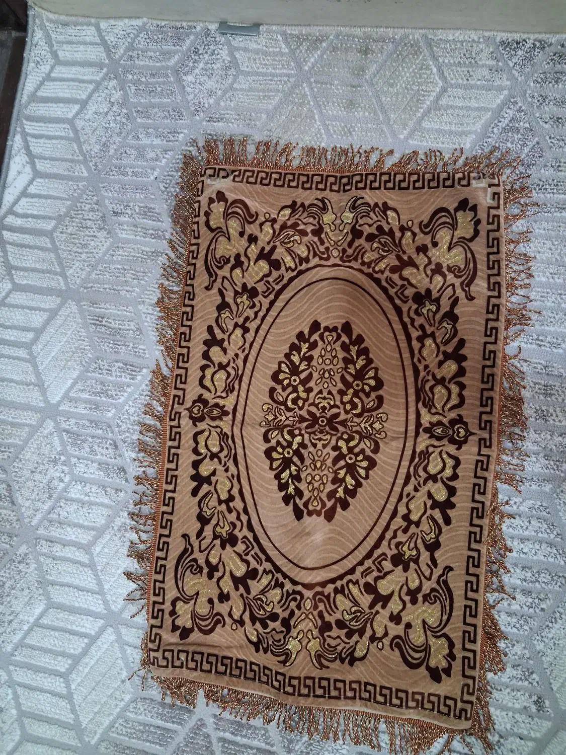 روبالش|رختخواب، بالش، پتو|سرپل ذهاب, |دیوار