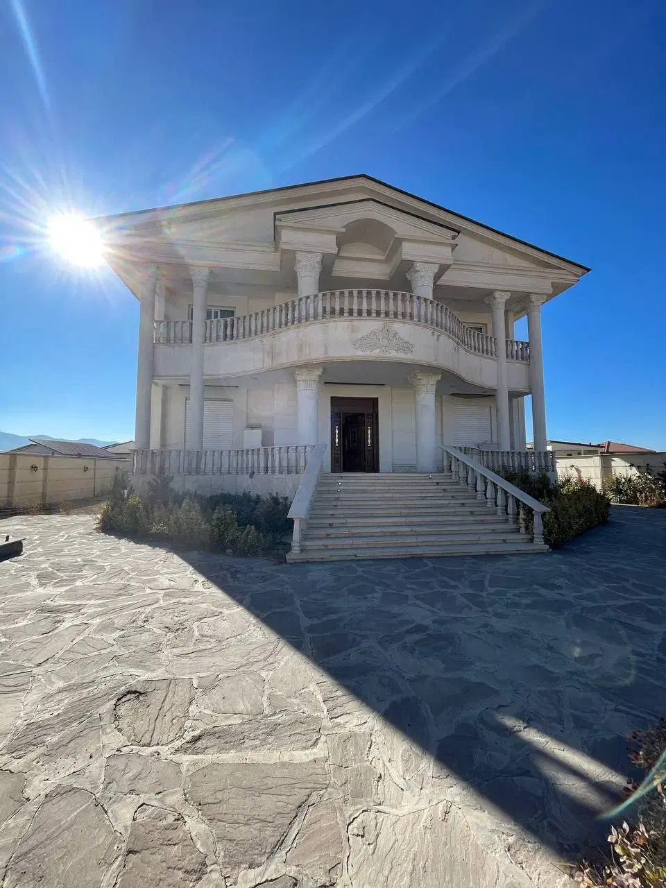 ویلا دوبلکس فول شاهکار،واقع در فاز1آبسرد،ویو ابدی|فروش خانه و ویلا|آبسرد, |دیوار