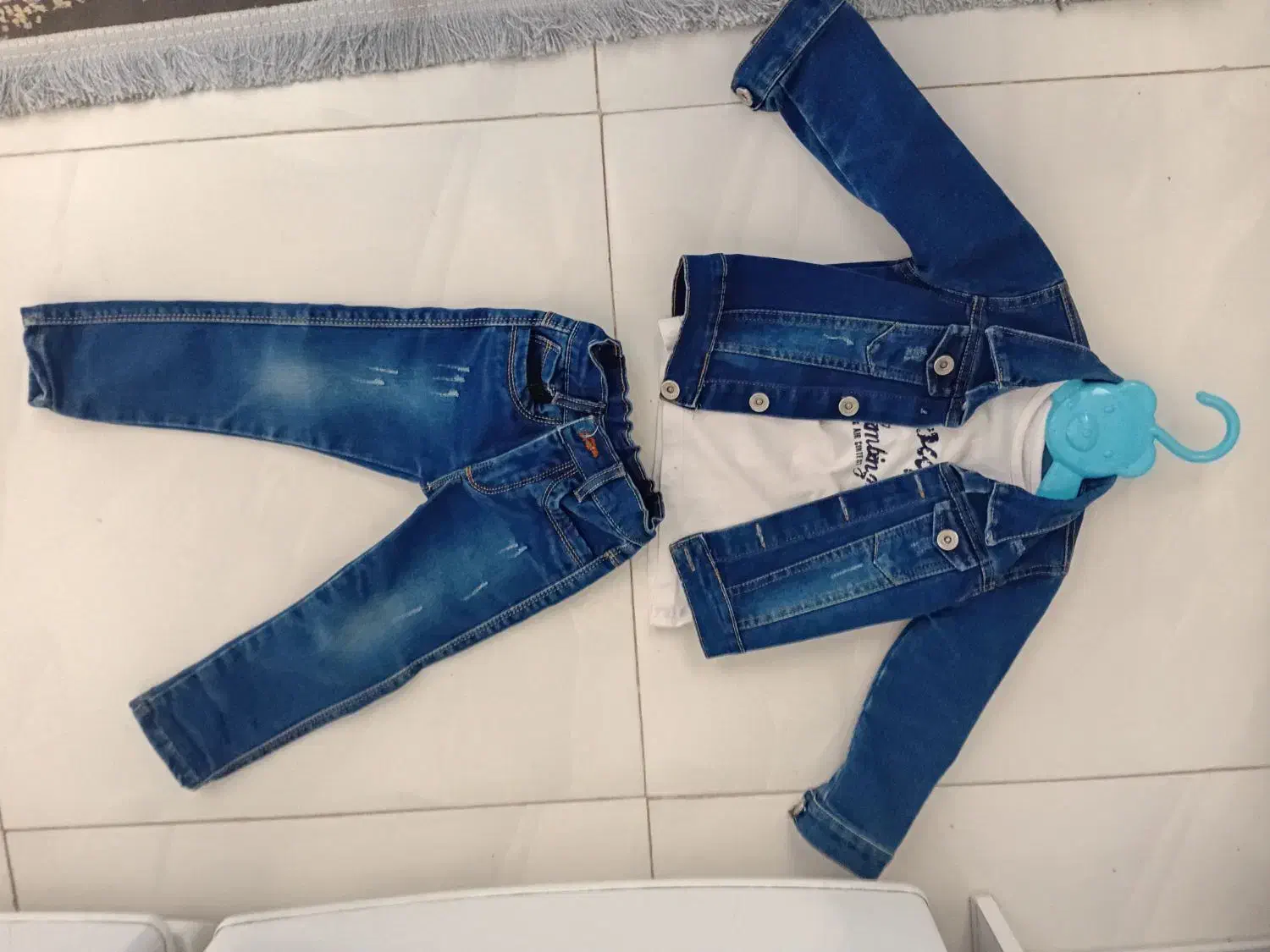 کت وشلوار لی|کفش و لباس بچه|فلاورجان, |دیوار