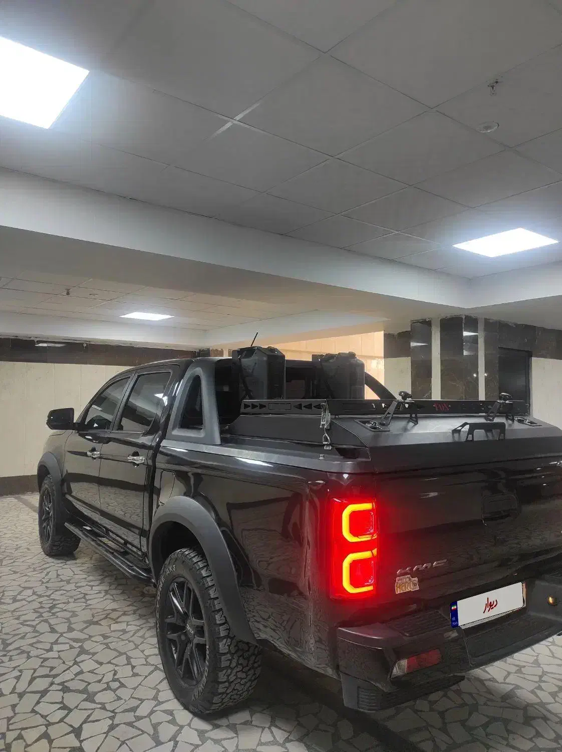 KMC   t8   402|خودرو سواری و وانت|تهران, جنت‌آباد مرکزی|دیوار