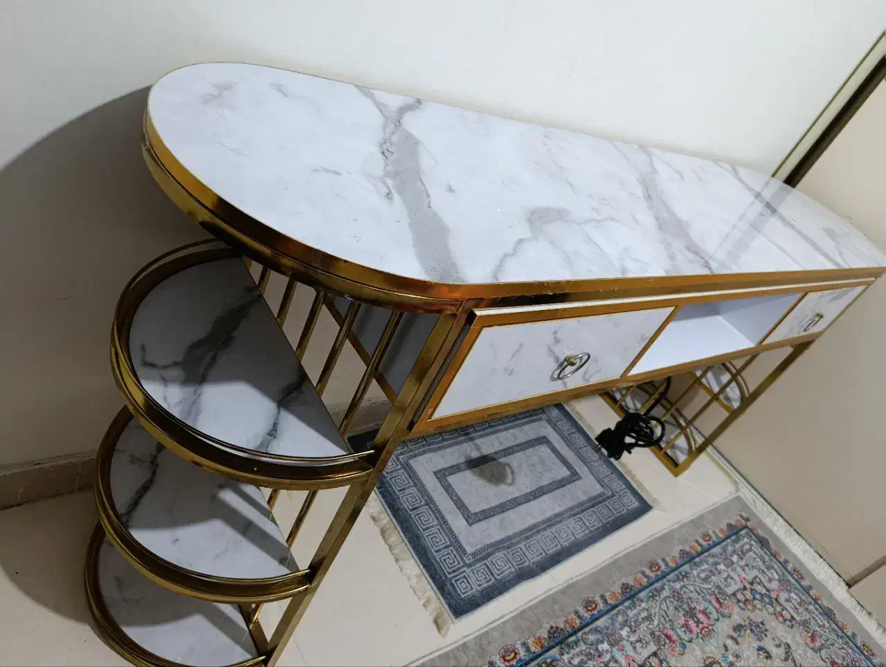 میز ناخون|آرایشگاه و سالنهای زیبایی|پاکدشت, شهرک امام رضا|دیوار