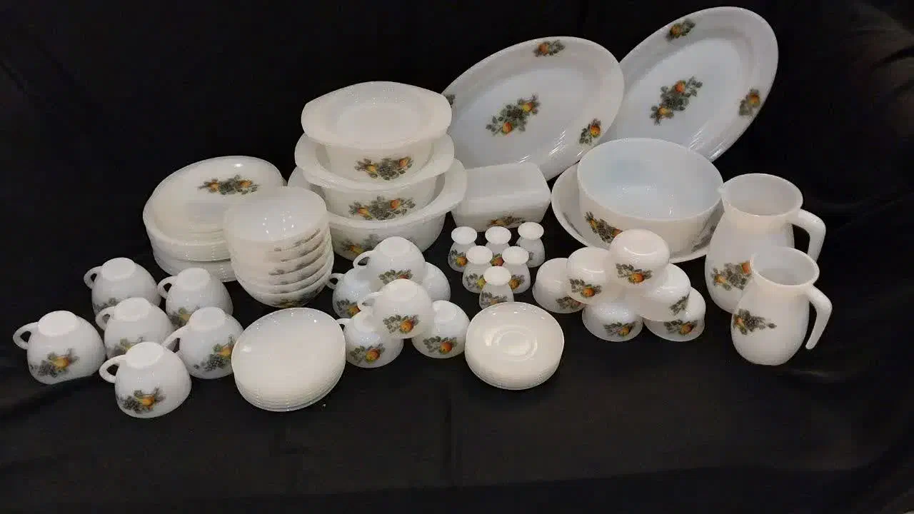 ارکوپال فرانسه گلمیوه سیب گابی|ظروف سرو و پذیرایی|مشهد, کوشش|دیوار