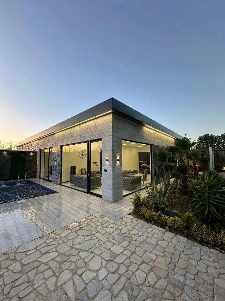 ویلامدرن سندتک برگ تهراندشت|فروش خانه و ویلا|تهران, صادقیه|دیوار